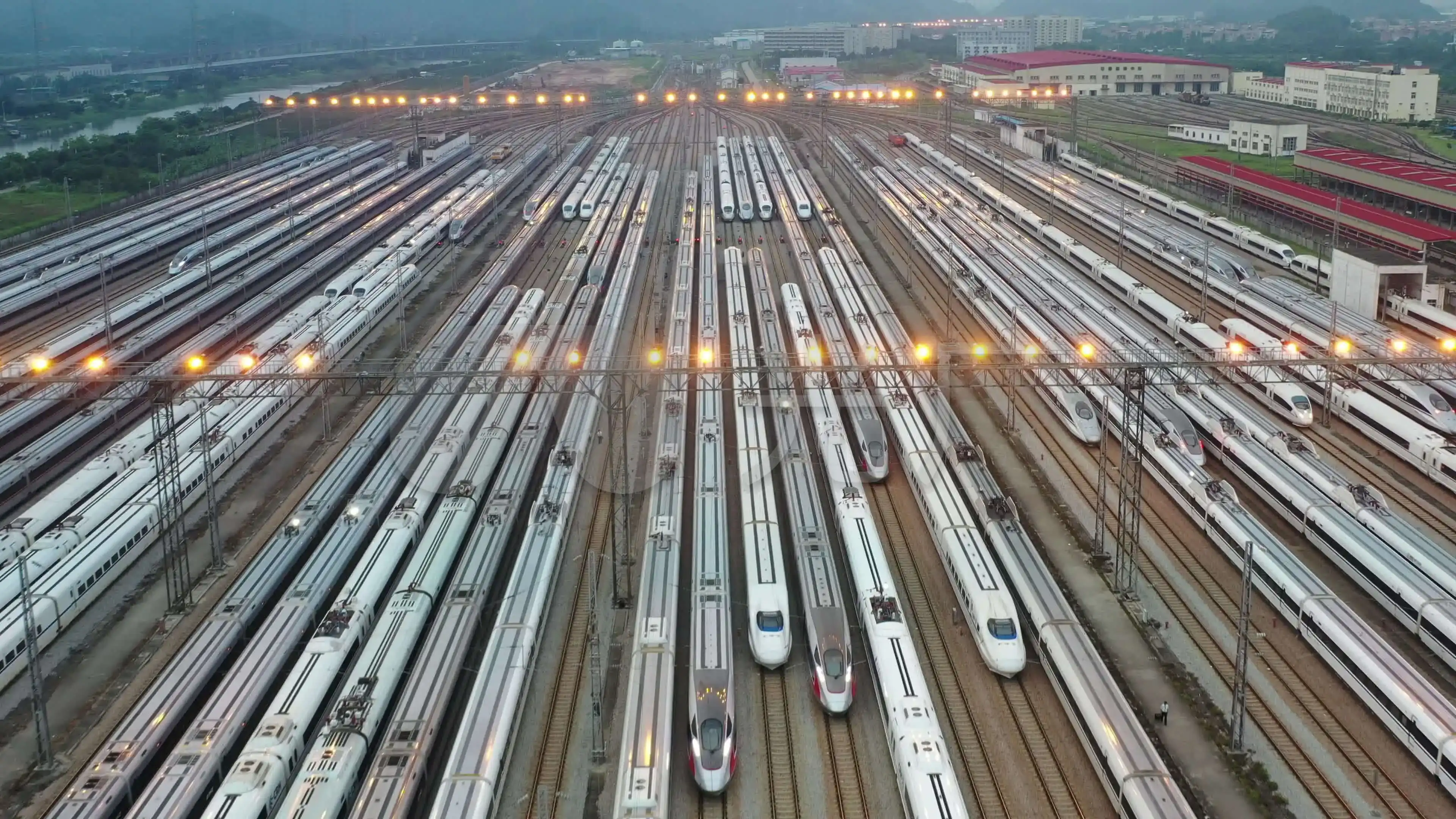 China's Infrastructure Advantages: Comprehensive Transportation, Energy, and Digital Networks